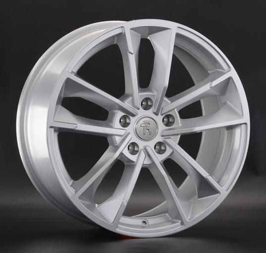 Replay VV235 8x18 5*112 Et:44 Dia:57,1 S