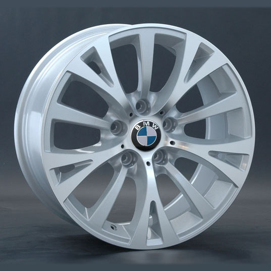 Replay B121 8x18 5*120 Et:30 Dia:72,6 SF