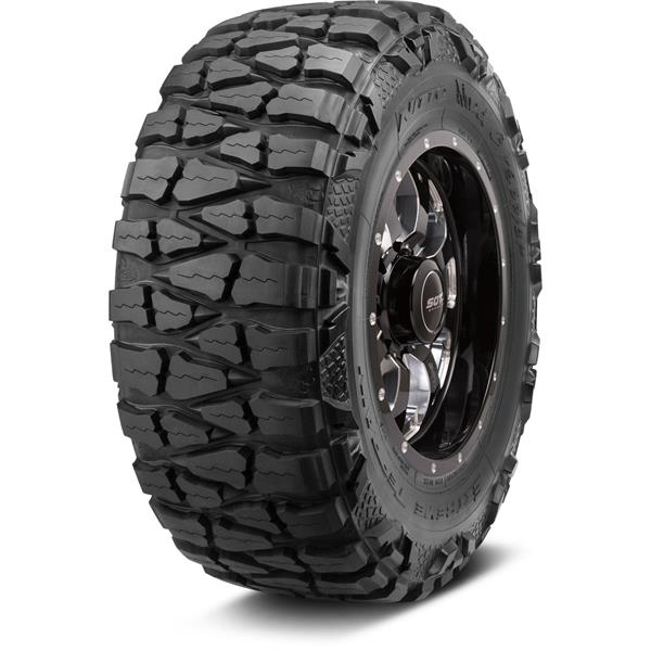 305/70R16 118/115P Nitto Mud Grappler