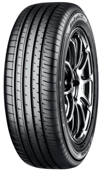 215/60R17 96V Yokohama BluEarth-XT AE61 