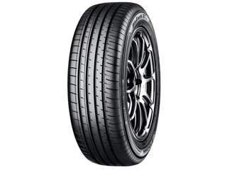 215/65R16 98H Yokohama BluEarth-XT AE61 